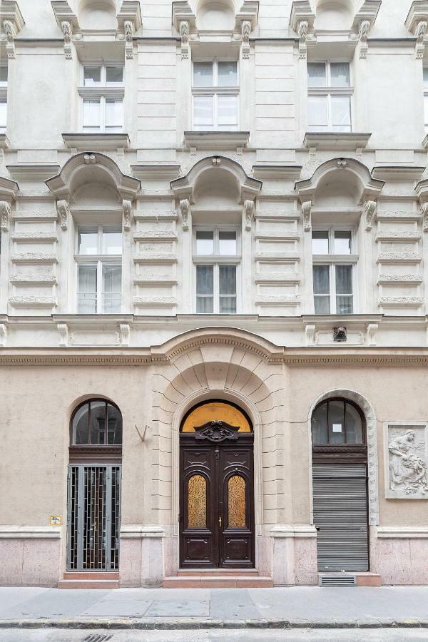 Erkel Boutique Apartment–Chic flat by Market Hall Budapest Extérieur photo
